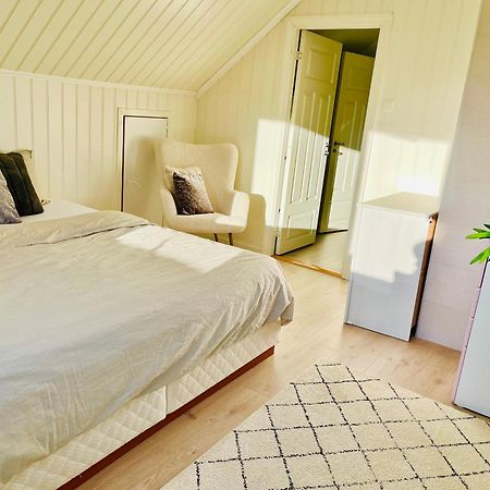 A Beautiful 3-Bedroom Apartment With Stunning Views And Free Parking Берген Экстерьер фото