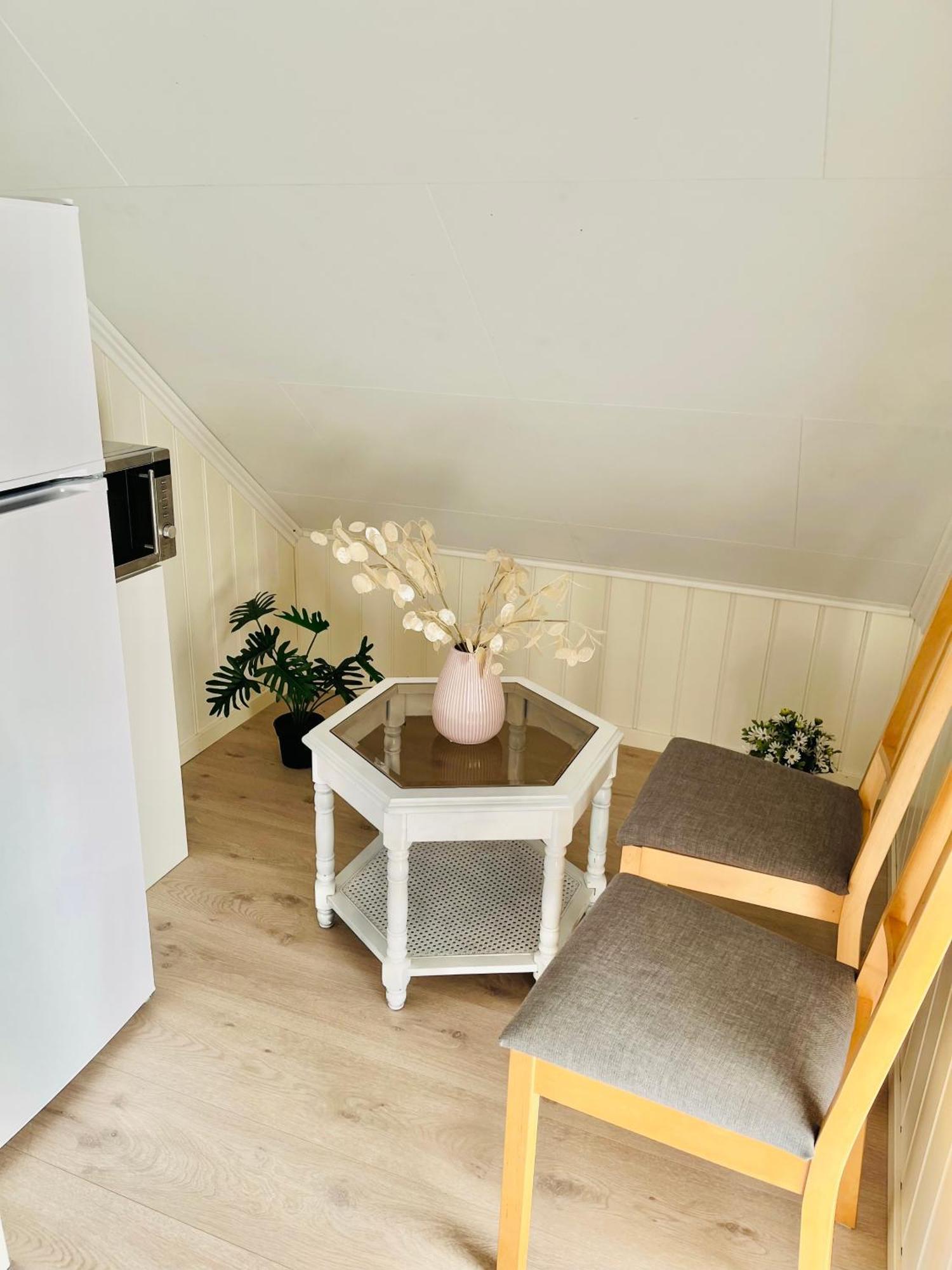 A Beautiful 3-Bedroom Apartment With Stunning Views And Free Parking Берген Экстерьер фото