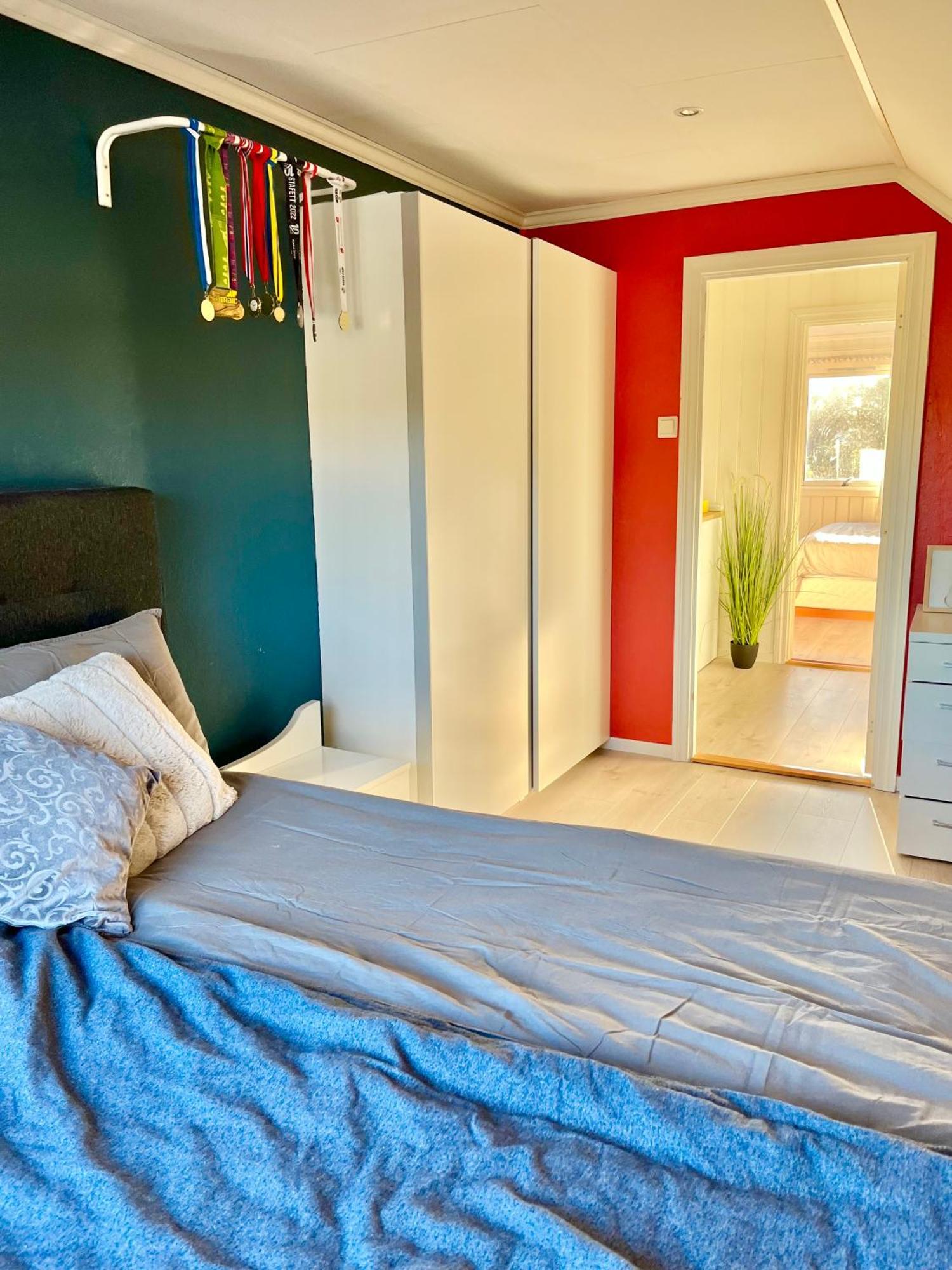 A Beautiful 3-Bedroom Apartment With Stunning Views And Free Parking Берген Экстерьер фото